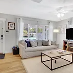 Cozy And Charming In Soso