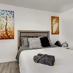 Coral Sands 1Br/1Ba Close 2 Beach!