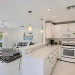 Little Havana Vacation Home 2Bd 2Ba Private Pool
