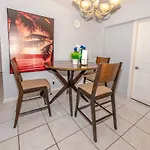 Private Room Palm New