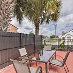 Ideally Located West Palm Beach Apartment!