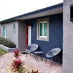 Home In West Palm Beach, Fl -Ware