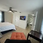 Guest Houses West Palm Beach 2Br Or 1Br