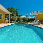 The Sunshine Haven With Private Pool House!