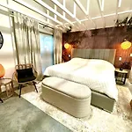 Zen.Modern.Hip “Studio 501” Beach,Scuba,Downtown