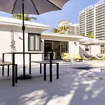 Modern Beach Home, Family Friendly, Heated Pool