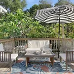 Cozy Studio Downtown Wpb -Unit C