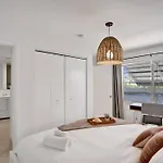 Palm Wave Says - 5 Star - Quiet Area - Stocked