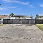 Palm Wave Says - 5 Star - Quiet Area - Stocked