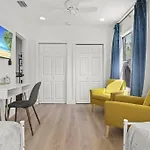 Palm Wave Says - Designers Stay - No Extra Fees