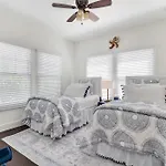 Royal Palms Estate