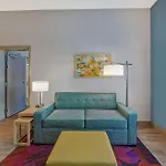 Home2 Suites By Hilton West Palm Beach Airport