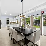 4Br Intracoastal Retreat With Pool Games & More