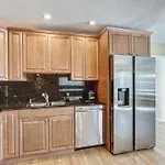 Beautifully Renovated 5 Bedroom With Guest House Home