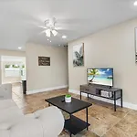 Private Rooms In West Palm Beach - Close To Beaches