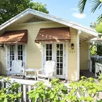 Mango Haus 2Bd 2Ba Private Pool And Parking