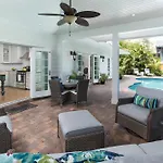 Palm Beach Oasis 3Bd 3Ba Private Pool Plus Parking
