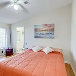 West Palm Beach Home About 2 Mi To Downtown!