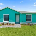 Bright & Spacious 3Br Close To Beaches