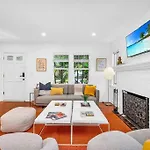 Modern Designer Gem Flamingo Park With Private Pool & Cottage