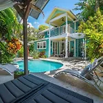 Historic El Cid With Guest Cottage & Tropical Pool