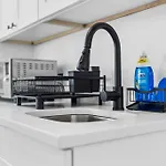 Sleek And Cozy Studio L Freshly Renovated