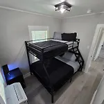 Casa Moderna, A Newly Renovated Modern Apartment