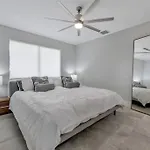 Intercostal Front Singer Island Pool Home