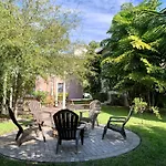 Grey Mist Modern 3Bd 2Ba On Quiet Street