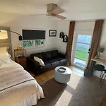 Cozy And Private Guest Suite