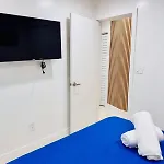 Cozy & Private Studio - Easy Access To Pbi & I-95 - Free Wifi