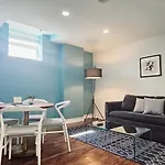Walk To Everything From The Lofts Suite 307