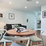 Walk To Everything From The Lofts Suite 307