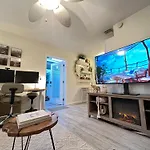 Boho Paradise W Heated Saltwater Pool & Suite