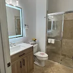 Cozy And Modern 1Bed 1Bath With Private Entrance