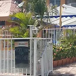 Seaspray Inn Beach Resort