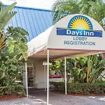 Days Inn By Wyndham West Palm Beach