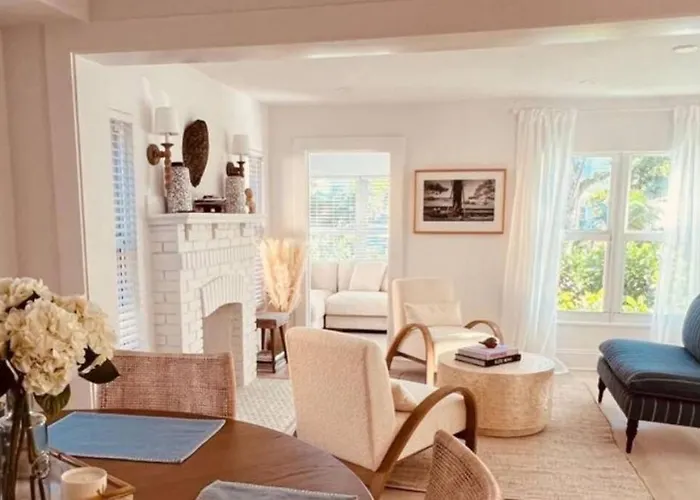 Very Cool Renovated 1930S Bungalow Home!