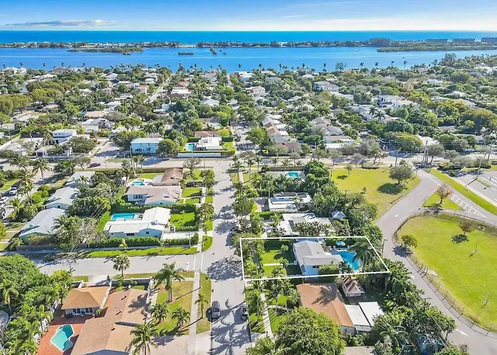 Tropical Tide Retreat