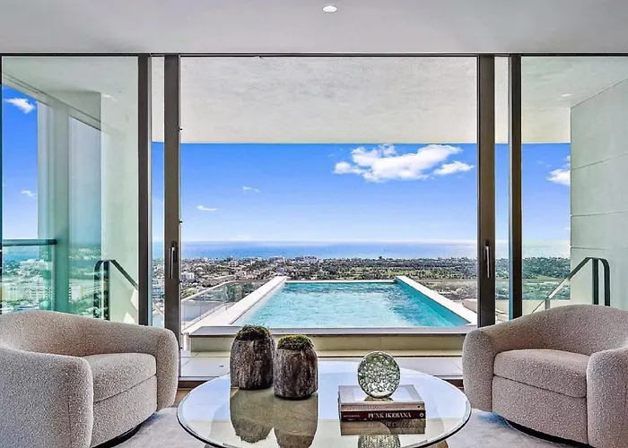 Penthouse With Panoramic Views In West Palm Beach