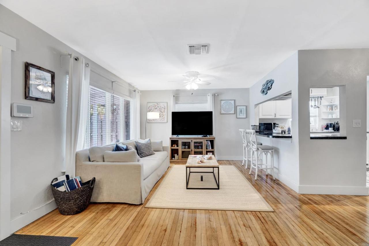 Cozy And Charming In Soso West Palm Beach