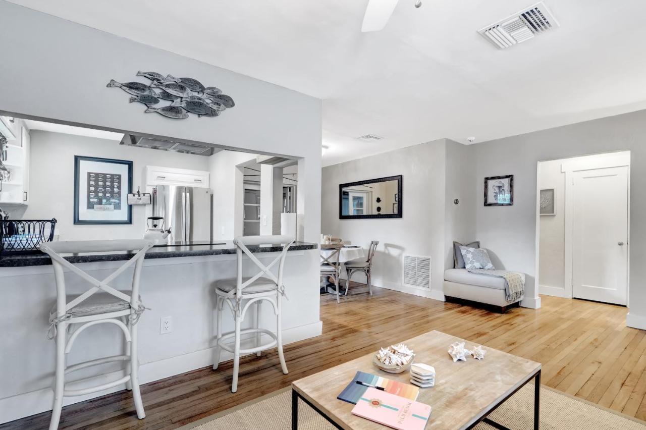 Cozy And Charming In Soso West Palm Beach