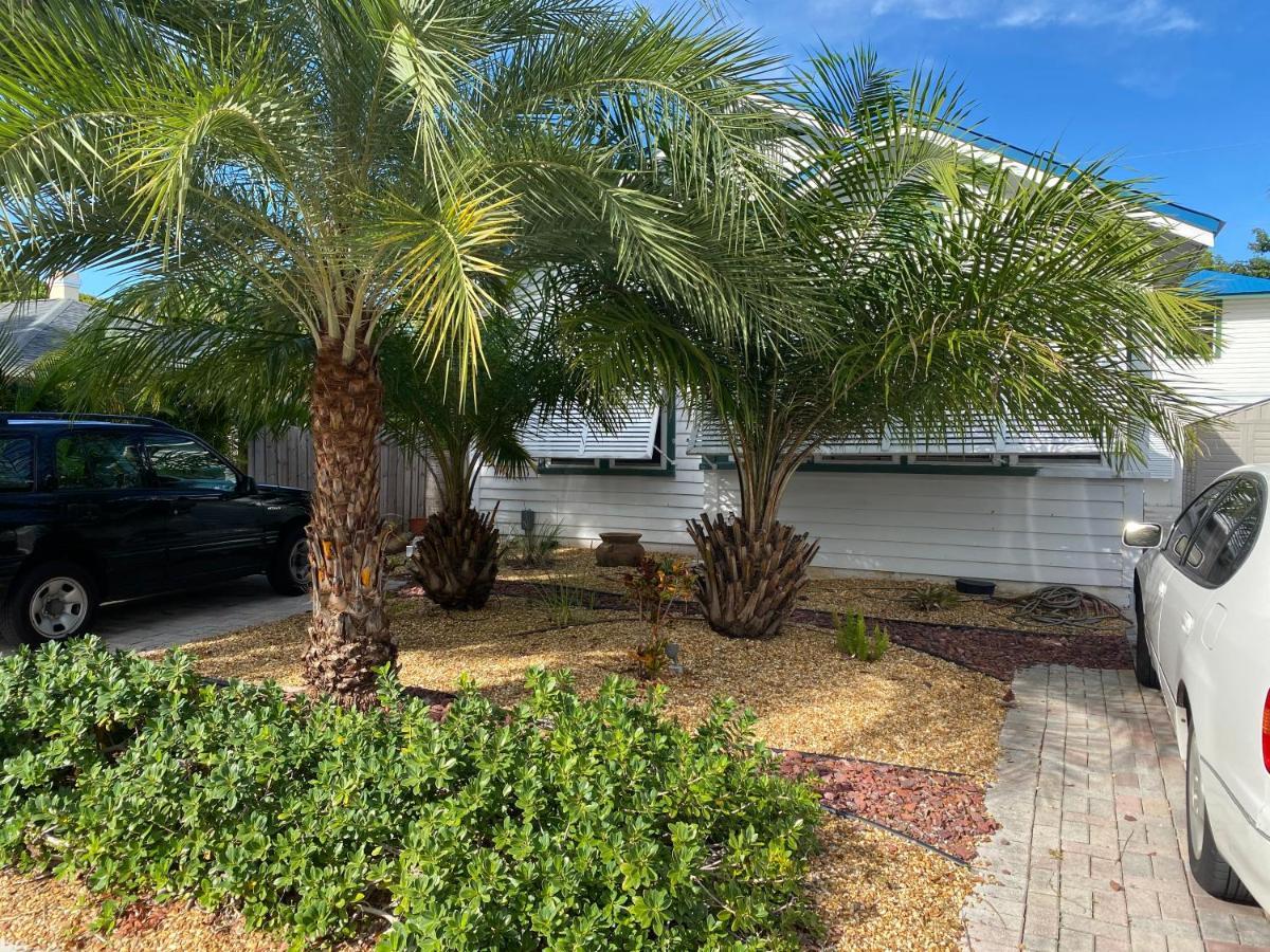 Apartment 1924 Historic Hideaway West Palm Beach