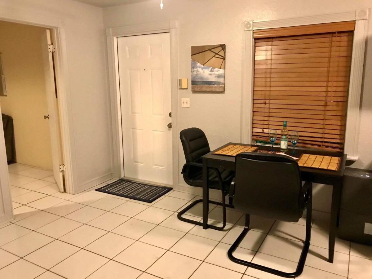 Apartment 1924 Historic Hideaway West Palm Beach