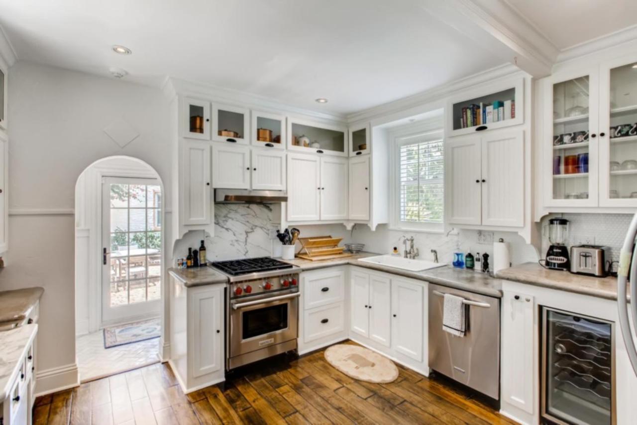 Blanca 4bd 3.5ba Private Pool And Parking