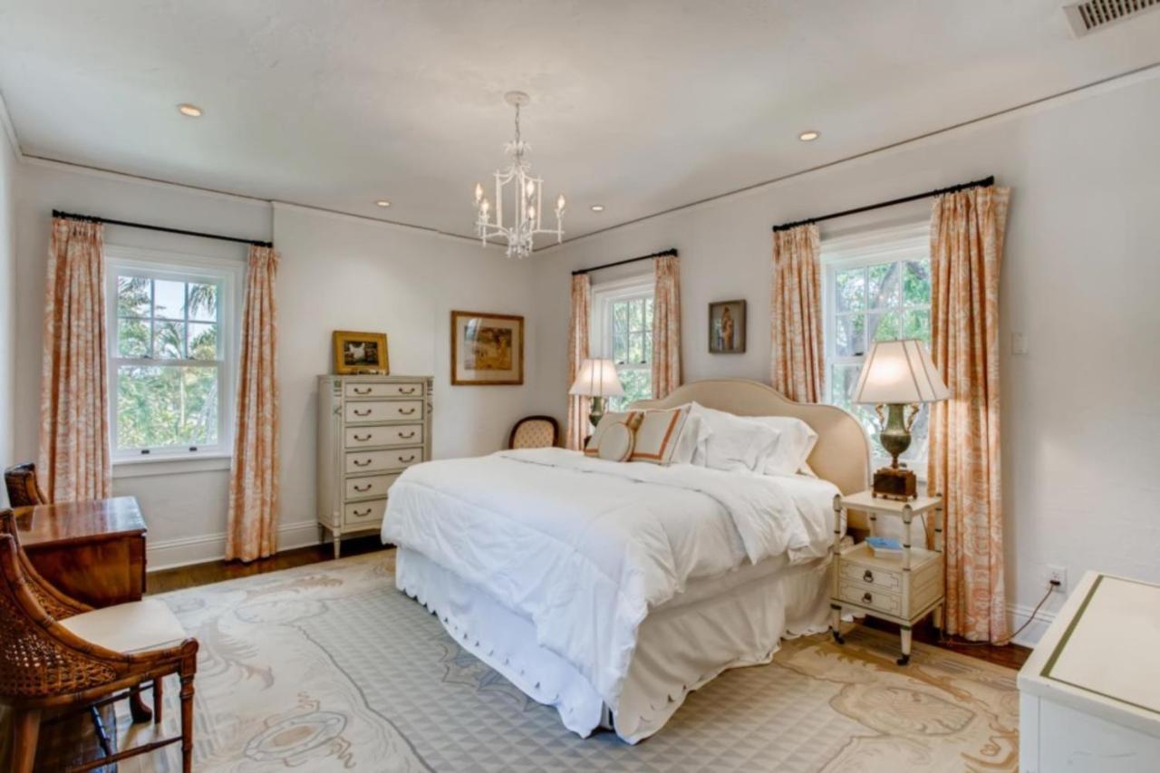 Blanca 4bd 3.5ba Private Pool And Parking *
