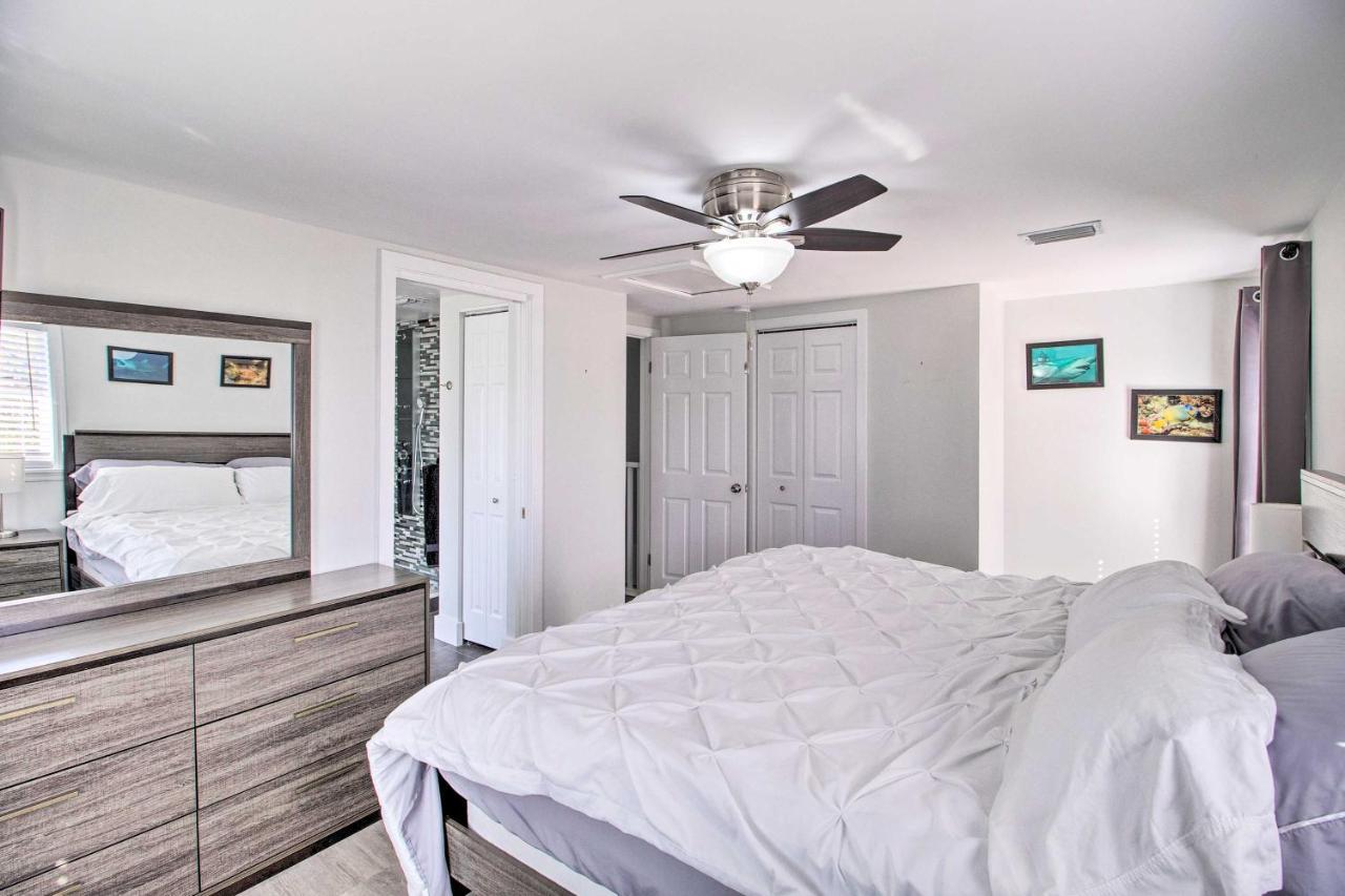 Updated With Patio And Yard Less Than 2 Mi To Palm Beach! * West Palm Beach