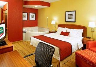 Hotel Courtyard By Marriott West Palm Airport 3*