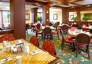 Courtyard By Marriott West Palm Airport 3*