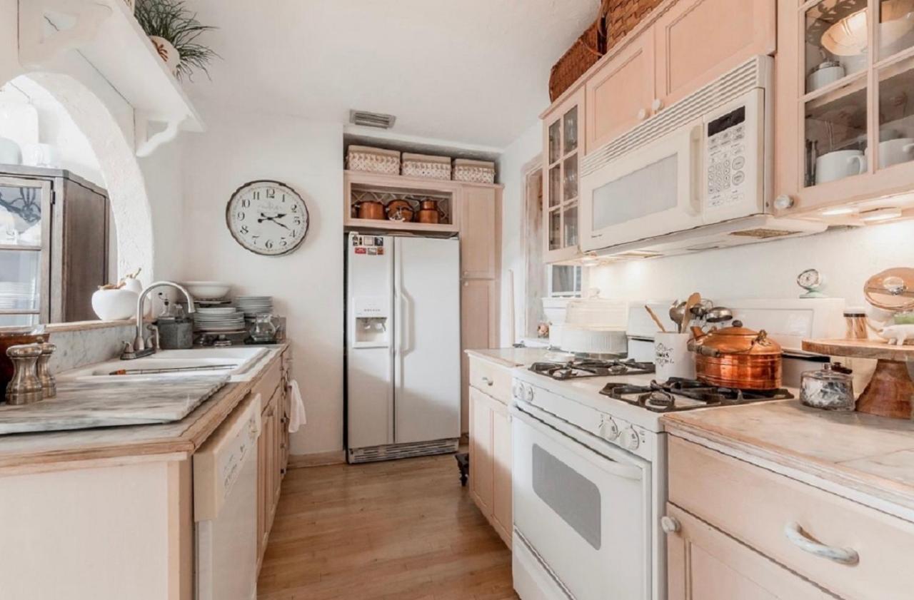 Tropical Designer House In Heart Of Antique Row Wpb Holiday home